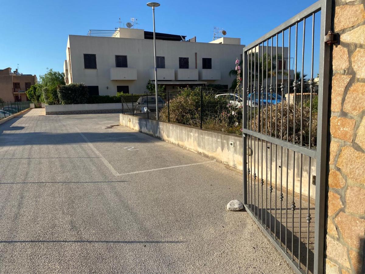 Case Vacanza Cristina Site In Antico Baglio E In Via Abruzzi N 161 Сан Вито ло Капо Екстериор снимка