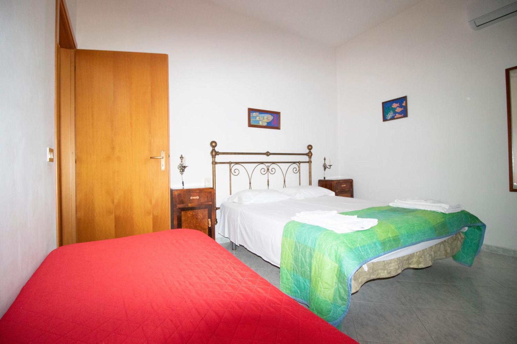 Case Vacanza Cristina Site In Antico Baglio E In Via Abruzzi N 161 Сан Вито ло Капо Екстериор снимка
