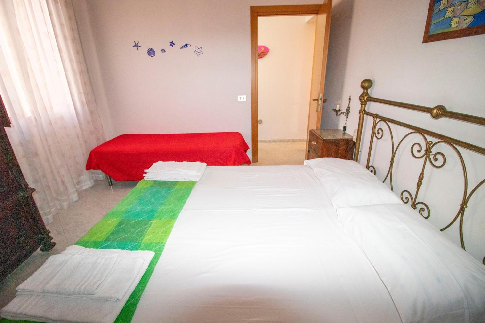 Case Vacanza Cristina Site In Antico Baglio E In Via Abruzzi N 161 Сан Вито ло Капо Екстериор снимка
