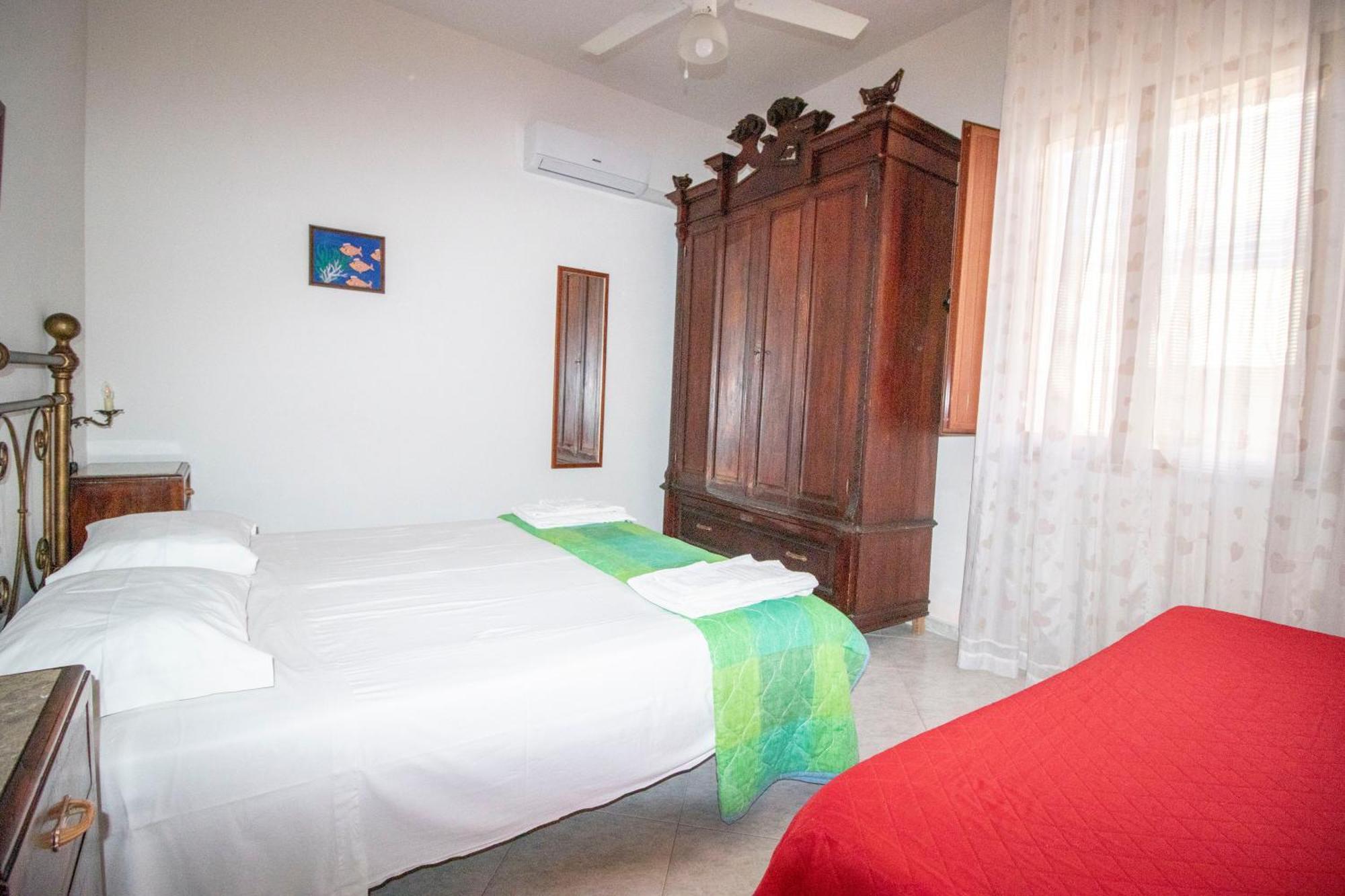 Case Vacanza Cristina Site In Antico Baglio E In Via Abruzzi N 161 Сан Вито ло Капо Екстериор снимка