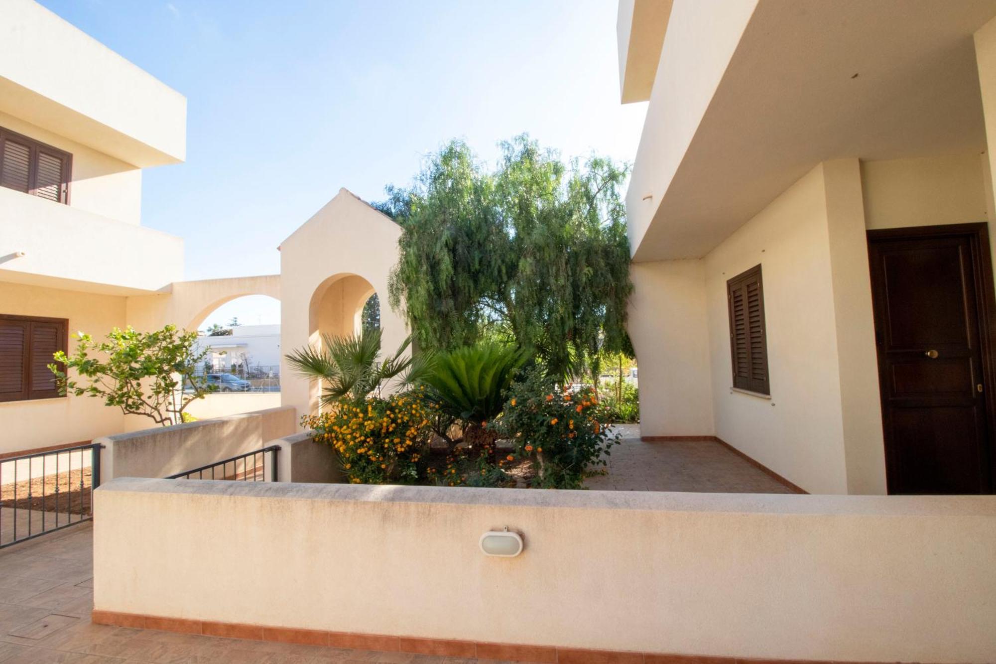 Case Vacanza Cristina Site In Antico Baglio E In Via Abruzzi N 161 Сан Вито ло Капо Екстериор снимка